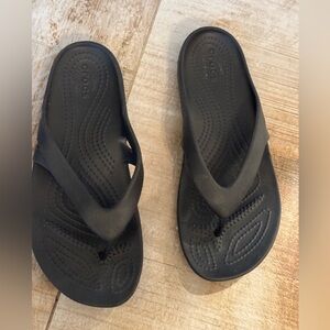 Black Crocs unisex Baya II Flip Flops in gentle use condition.